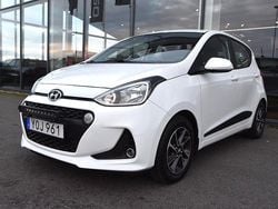 Vit Begagnad 2017 Hyundai i10 Premium Halvkombi | 89 000 kr (Lite dyr)