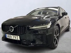 Svart Ny 2025 Volvo V60 Plus Kombi | 525 000 kr (Marknadspris)