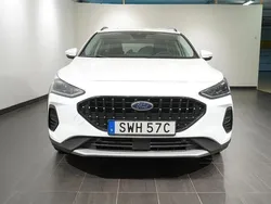 Vit (frozen white) Begagnad 2023 Ford Focus Active Kombi | 234 900 kr (Marknadspris)
