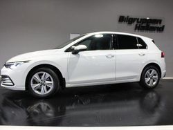 Vit Begagnad 2021 VW Golf VIII Halvkombi | 219 900 kr (Bra pris)