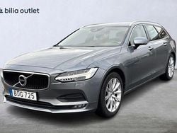Grå Begagnad 2018 Volvo V90 Momentum Kombi | 254 900 kr (Marknadspris)
