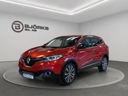 Röd Begagnad 2015 Renault Kadjar Bose Edition SUV | 99 500 kr (Marknadspris)
