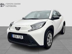 Vit Begagnad 2022 Toyota Aygo X Play SUV | 169 900 kr