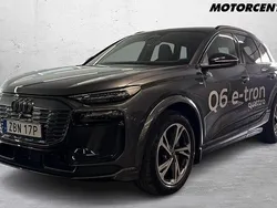 Grå Begagnad 2025 Audi Q6 e-tron S-Line SUV | 869 000 kr