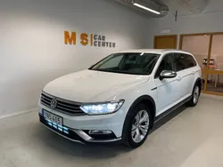 Vit Begagnad 2017 VW Passat Alltrack Executive Kombi | 177 800 kr (Marknadspris)