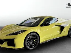 Gul (yellow) Ny 2024 Chevrolet Corvette Z06 Sportkupé | 2 519 500 kr