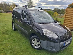 Svart Begagnad 2013 Peugeot Partner Minibuss | 70 000 kr (Lite dyr)
