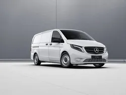 Vit Ny 2024 Mercedes e-Vito Minibuss | 623 750 kr (Marknadspris)