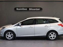 Grå Begagnad 2014 Ford Focus Kombi | 79 900 kr (Marknadspris)