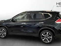 Svart (black) Begagnad 2017 Nissan X-Trail SUV | 184 900 kr (Bra pris)