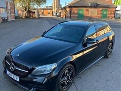 Svart Begagnad 2020 Mercedes C220 AMG line Kombi | 299 000 kr (Marknadspris)
