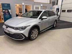 Silver Begagnad 2022 VW Golf Alltrack Kombi | 259 000 kr (Marknadspris)