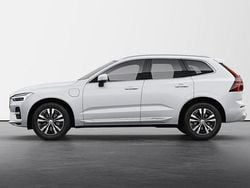 Vit Ny 2025 Volvo XC60 Core SUV | 584 900 kr (Dyr)