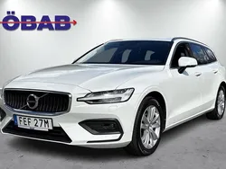 Vit Begagnad 2020 Volvo V60 Momentum Kombi | 278 800 kr (Marknadspris)