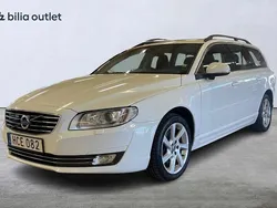 Vit Begagnad 2015 Volvo V70 Momentum Kombi | 139 900 kr (Lite dyr)