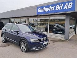Mörkblå (blå metallic) Begagnad 2018 VW Tiguan Executive SUV | 219 000 kr (Marknadspris)