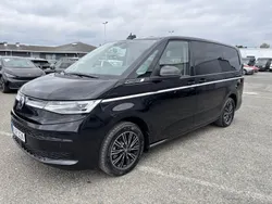 Svart Ny 2025 VW Multivan Style Van | 739 900 kr (Marknadspris)