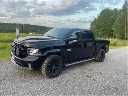 Svart Begagnad 2017 RAM 1500 Pickup | 340 000 kr