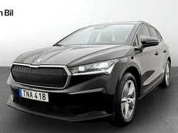 Svart (black magic metallic) Begagnad 2023 Skoda Enyaq iV SUV | 434 900 kr (Marknadspris)