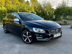 Begagnad 2016 Volvo V60 Kombi | 99 000 kr