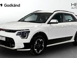Vit Begagnad 2022 Kia e-Niro SUV | 329 900 kr (Lite dyr)
