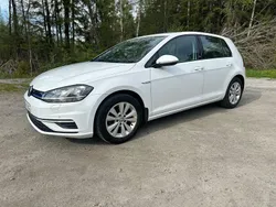 Vit Begagnad 2018 VW Golf VII Halvkombi | 74 900 kr (Bra pris)
