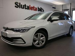 Vit Begagnad 2022 VW Golf VIII S Kombi | 249 900 kr (Marknadspris)