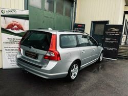 Ljusgrå Begagnad 2008 Volvo V70 Momentum Kombi | 47 900 kr (Bra pris)