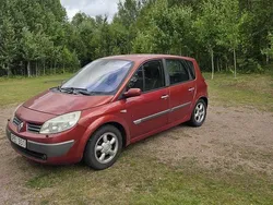 Röd Begagnad 2004 Renault Scénic II Minibuss | 15 000 kr (Marknadspris)