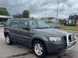 Grå Begagnad 2006 Ford Maverick SUV | 31 900 kr