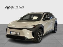 Vit Begagnad 2024 Toyota bZ4X Edition SUV | 469 000 kr (Dyr)