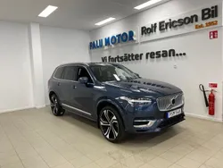 Mörkblå (blå) Begagnad 2023 Volvo XC90 Ultimate SUV | 699 500 kr (Marknadspris)