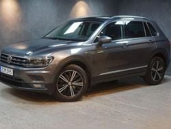 Grå metallic Begagnad 2018 VW Tiguan Executive SUV | 239 900 kr (Marknadspris)