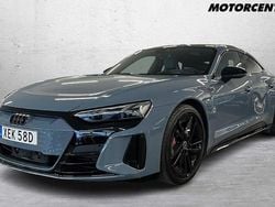 Grå Begagnad 2023 Audi e-tron SUV | 849 000 kr