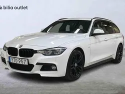 Vit Begagnad 2018 BMW 330 Kombi | 259 900 kr