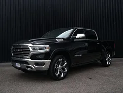 Svart Begagnad 2019 RAM 1500 Pickup | 619 900 kr (Superpris)