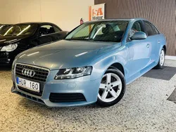 Mörkblå (blå) Begagnad 2009 Audi A4 Sedan | 64 900 kr (Marknadspris)