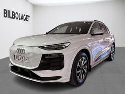 Vit Begagnad 2024 Audi Q6 e-tron Ambiente SUV | 749 500 kr