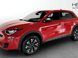 Röd (red) Ny 2025 Fiat 600 Lounge SUV | 350 800 kr (Dyr)