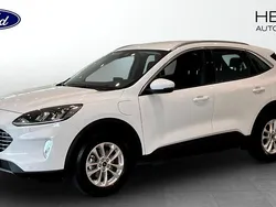Vit (white) Begagnad 2022 Ford Kuga Titanium SUV | 249 900 kr (Bra pris)