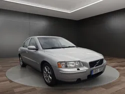 Ljusgrå (grå) Begagnad 2006 Volvo S60 Business Edition Sedan | 29 900 kr (Marknadspris)