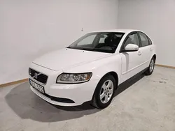 Vit Begagnad 2011 Volvo S40 Kinetic Sedan | 45 000 kr (Bra pris)