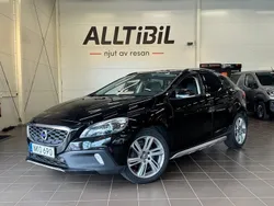 Svart Begagnad 2014 Volvo V40 CC Momentum Kombi | 129 800 kr
