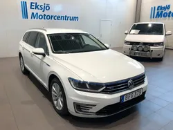 Vit Begagnad 2018 VW Passat GTE Kombi | 219 900 kr (Lite dyr)