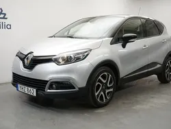 Flerfärgad Begagnad 2016 Renault Captur Dynamique SUV | 99 900 kr (Marknadspris)