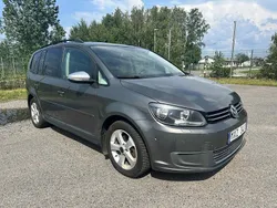 Mörkgrå (grå) Begagnad 2013 VW Touran Minibuss | 89 900 kr (Bra pris)