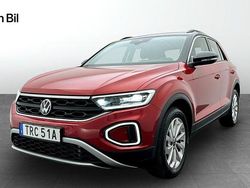 Röd Begagnad 2023 VW T-Roc Life SUV | 309 900 kr (Lite dyr)