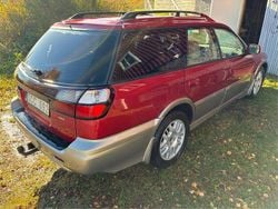 Röd Begagnad 2001 Subaru Outback SUV | 37 000 kr