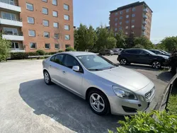 Silver Begagnad 2012 Volvo S60 Kinetic Sedan | 95 000 kr (Superpris)