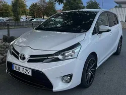 Vit Begagnad 2013 Toyota Verso Minibuss | 115 000 kr (Superpris)